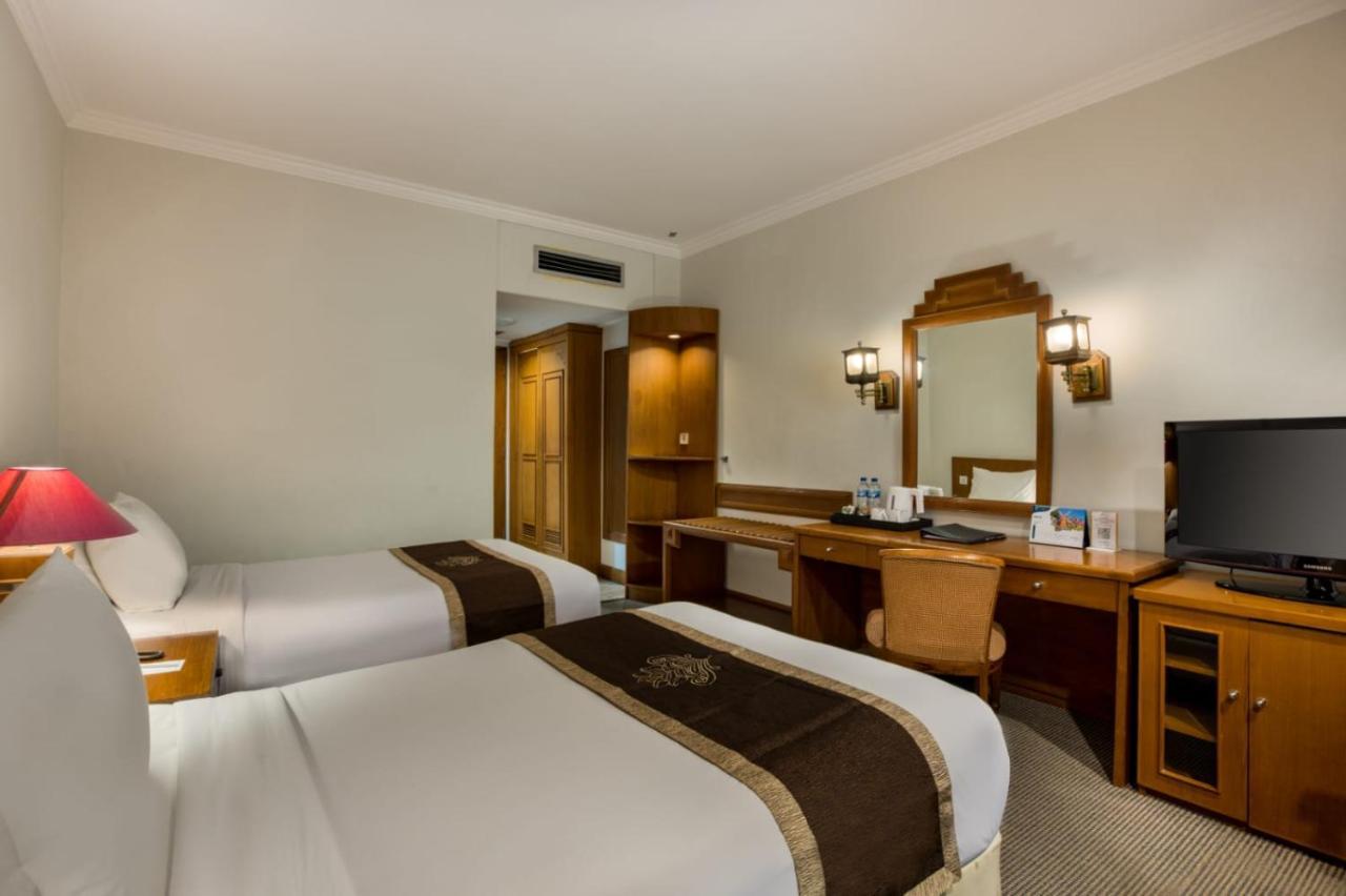 Grand Inna Malioboro Джокьякарта Экстерьер фото