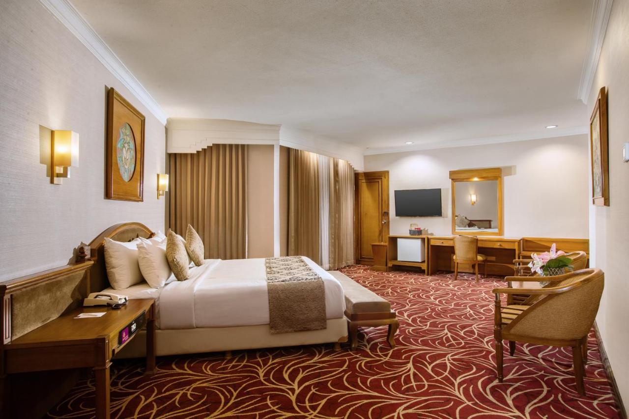 Grand Inna Malioboro Джокьякарта Экстерьер фото
