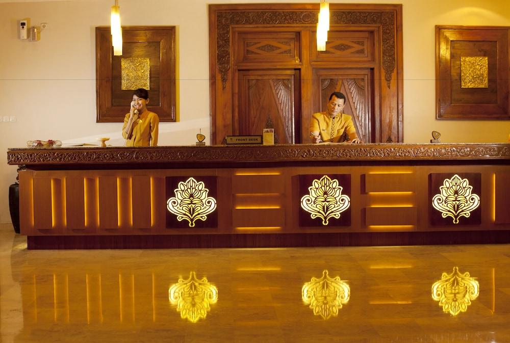 Grand Inna Malioboro Джокьякарта Экстерьер фото